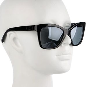 Chanel Sunglasses w/Original Packaging! (5313)